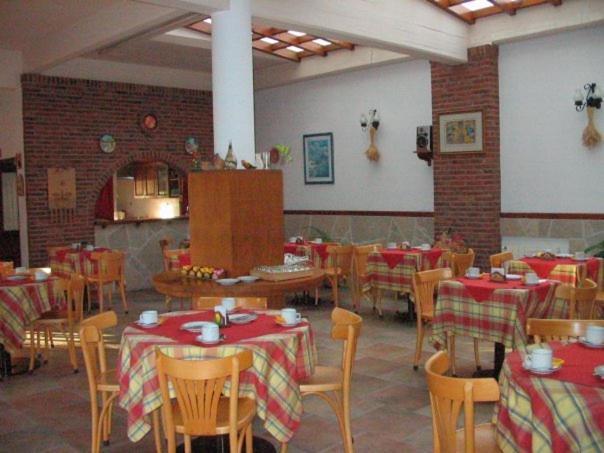 ויז'ה חסל Acquamarina Hotel מראה חיצוני תמונה